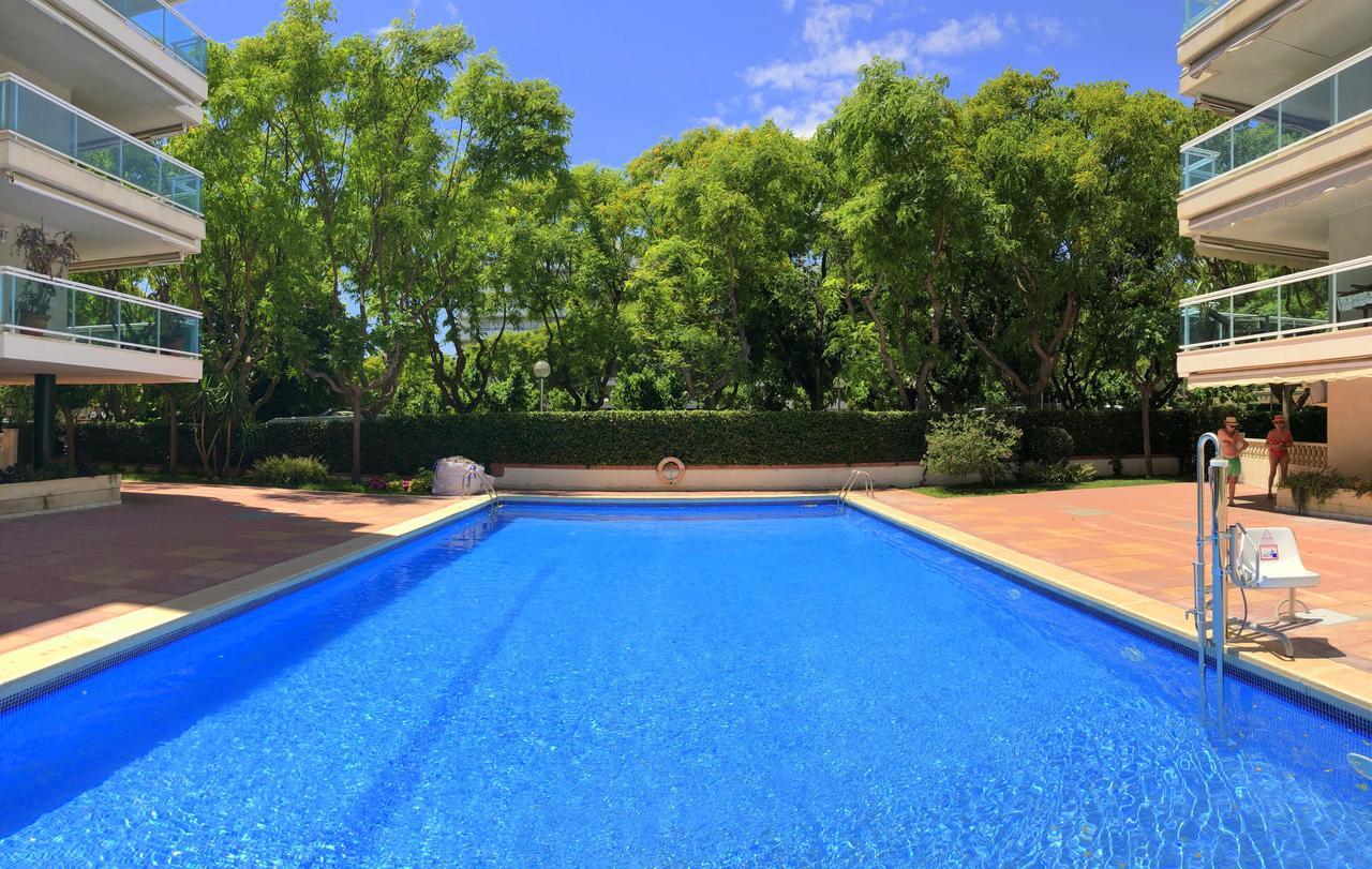 Rentalmar Aventura Salou Exterior foto